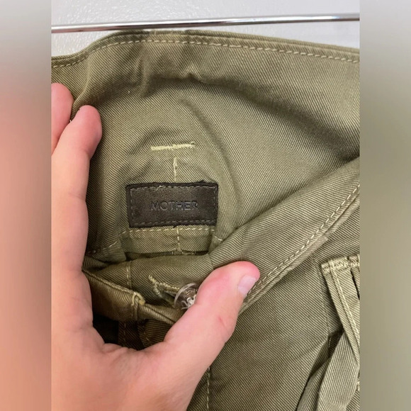 MOTHER||The Greaser Paperbag Pleated Cargo Ankle Pants Size 26 Olive, Worn Once - Picture 8 of 11